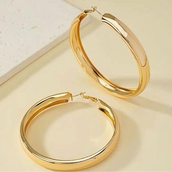 💛 NEW Shiny large gold filled hoop earrings 💛 - Picture 4 of 4